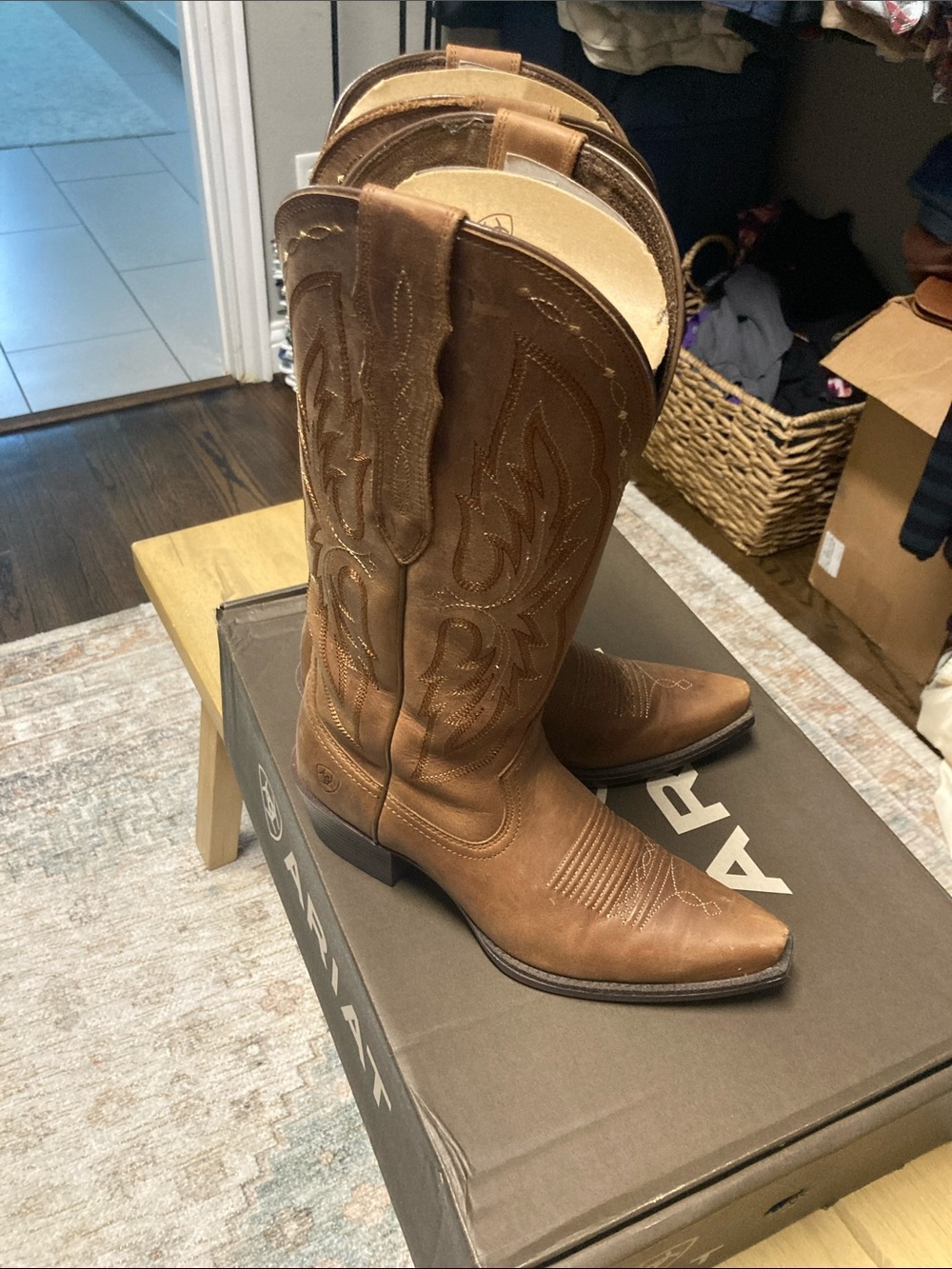 Ariat Tan/Brown Lace-Up Western Boots